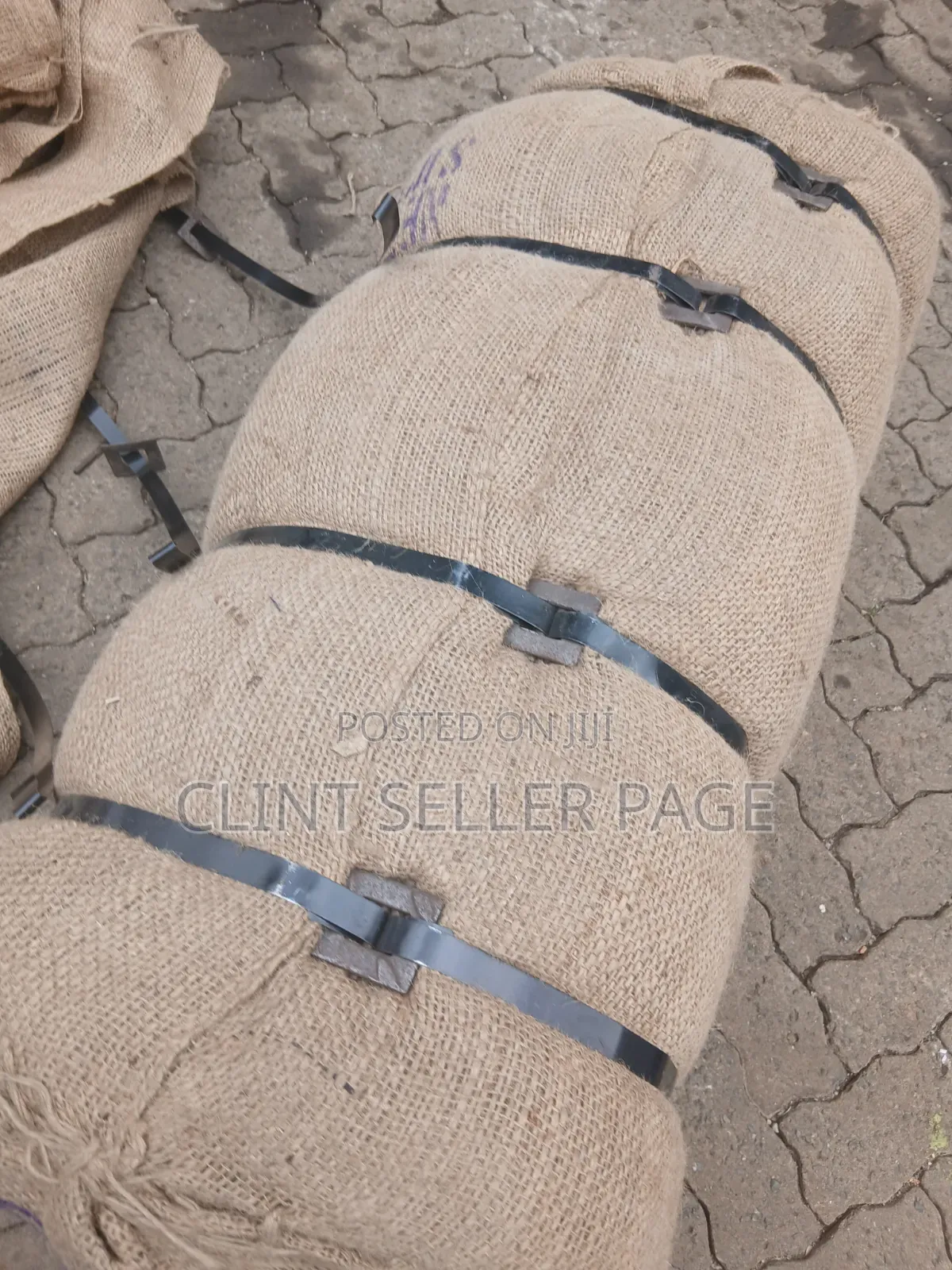 Jute Hessian Webbing Cloth Available