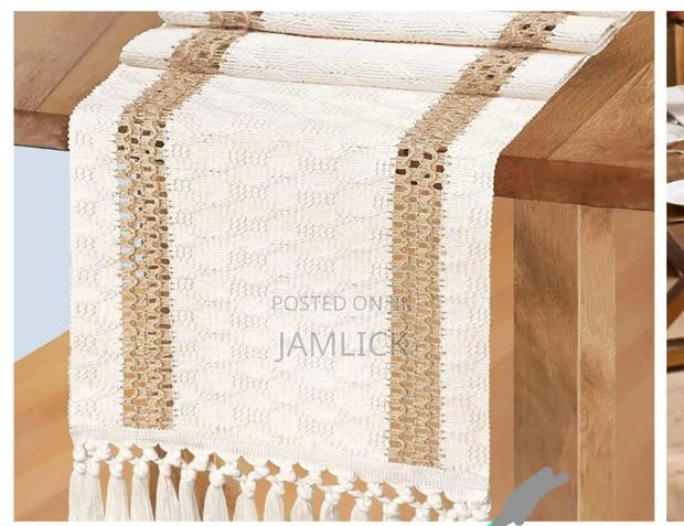 High Quality Matched Knotted Tassels Table / Tv Cabinet Runner - Cr