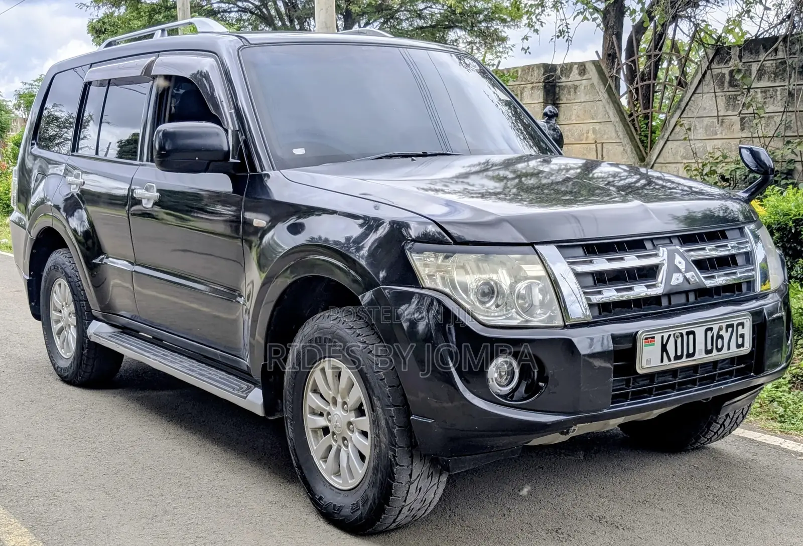 Mitsubishi Pajero 2013 Black