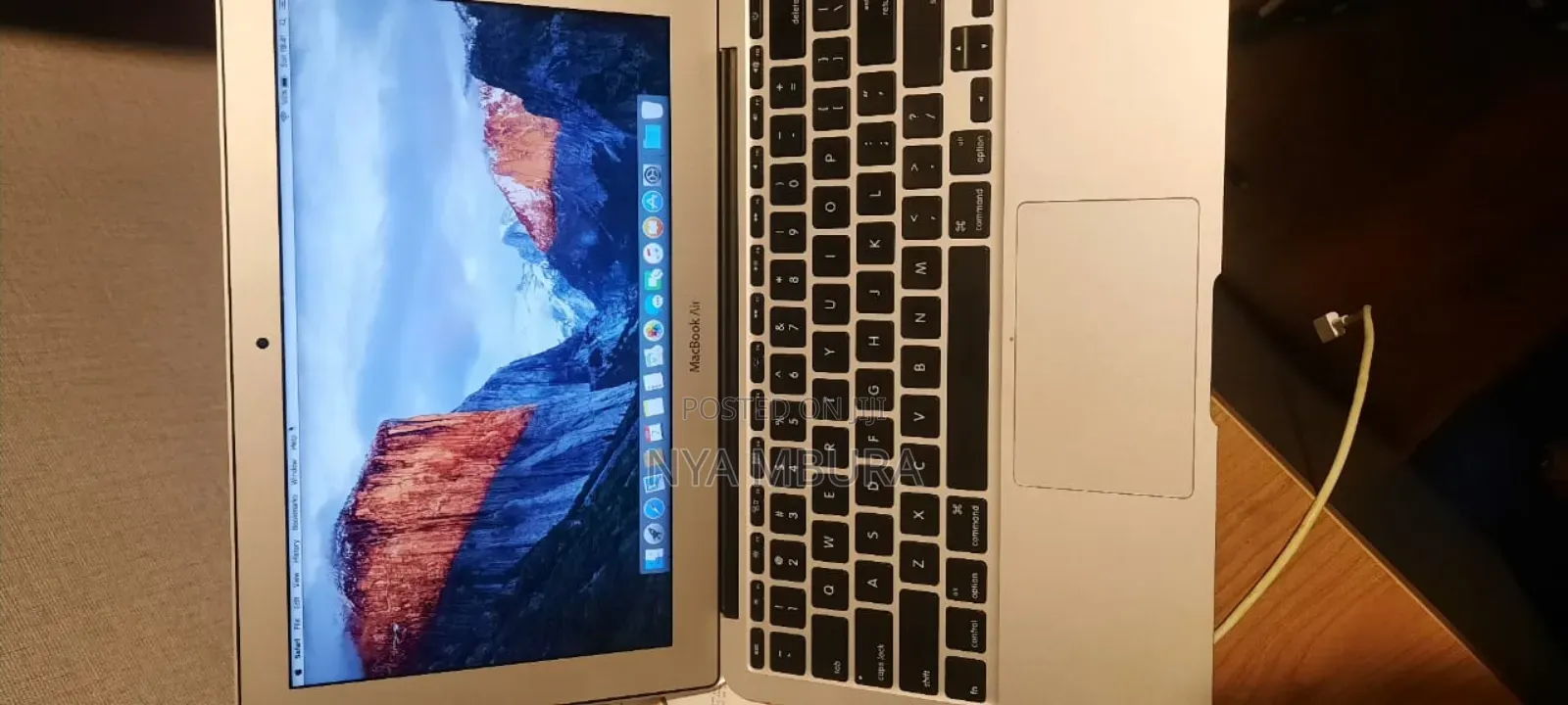 Laptop Apple MacBook Air 4GB Intel Core i5 HDD 128GB