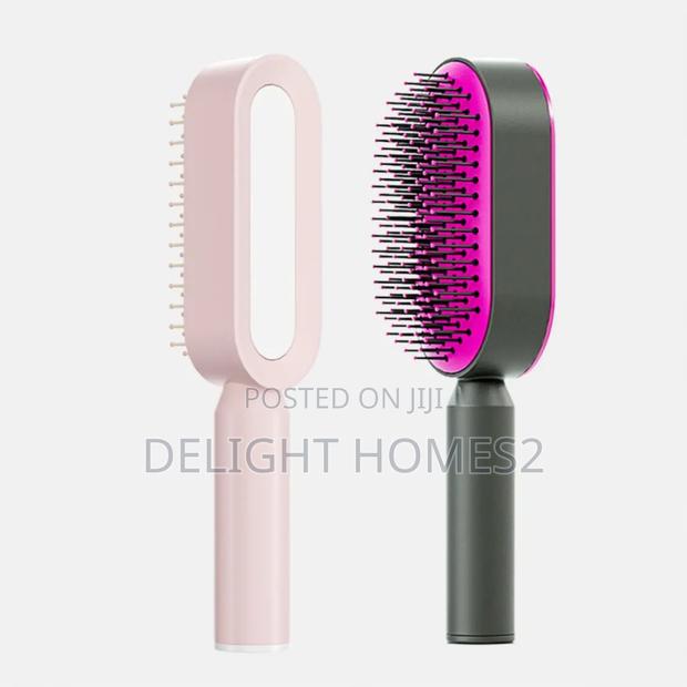 Self Cleaning Massage Comb/ Hair Brush_ca