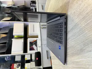 Laptop HP ZBook Firefly G8 16GB Intel Core i7 SSD 256GB