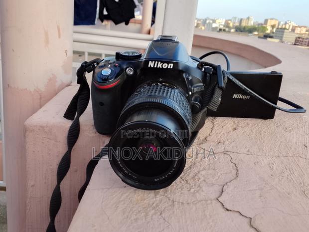 Nikon D 5200 - thumbnail 3