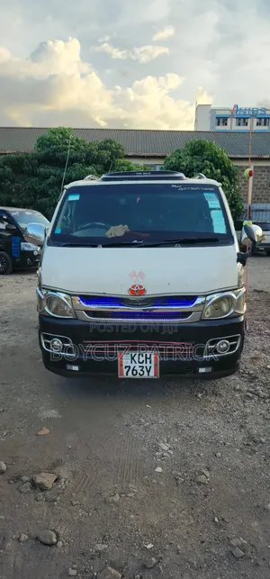 Toyota HiAce 2008 White