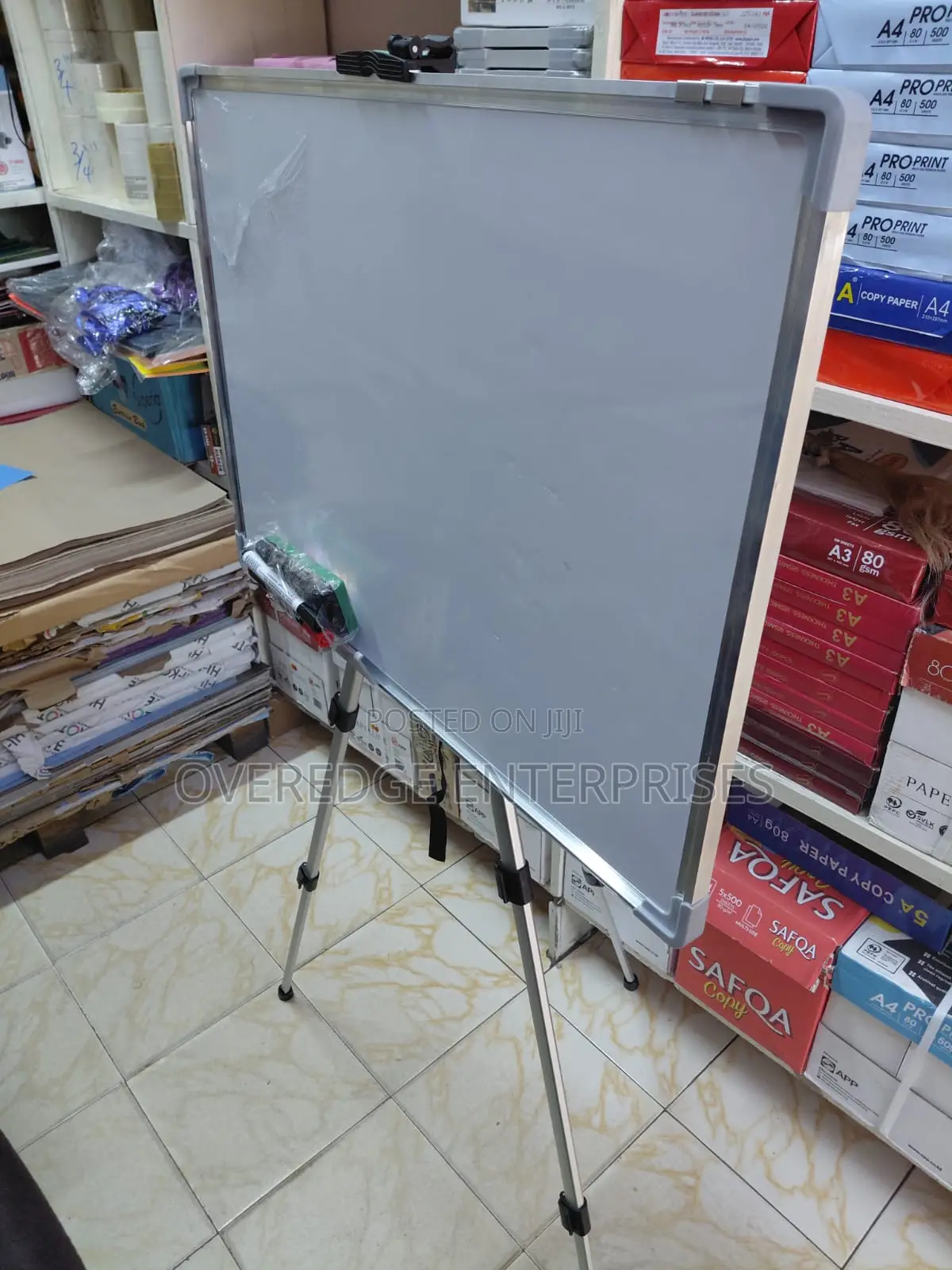 Durable Whiteboard and Tripod