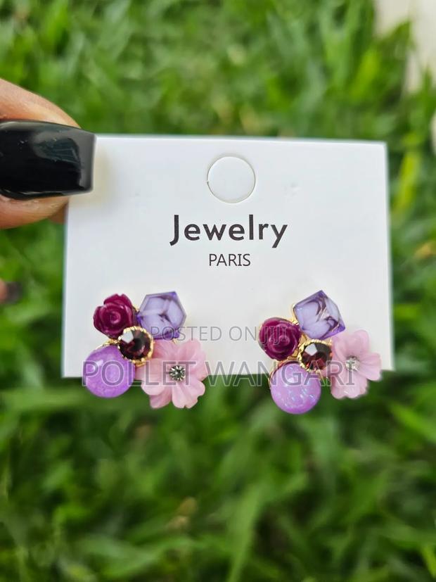 Dainty Earrings - thumbnail 3