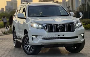 Toyota Land Cruiser Prado 2.8 2019 White