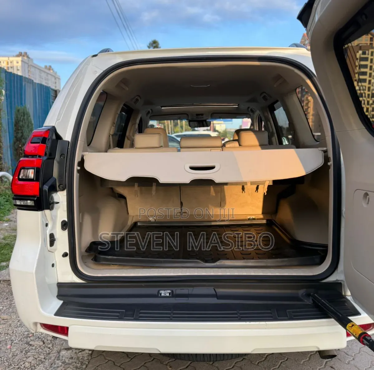 Toyota Land Cruiser Prado 2.8 2019 White