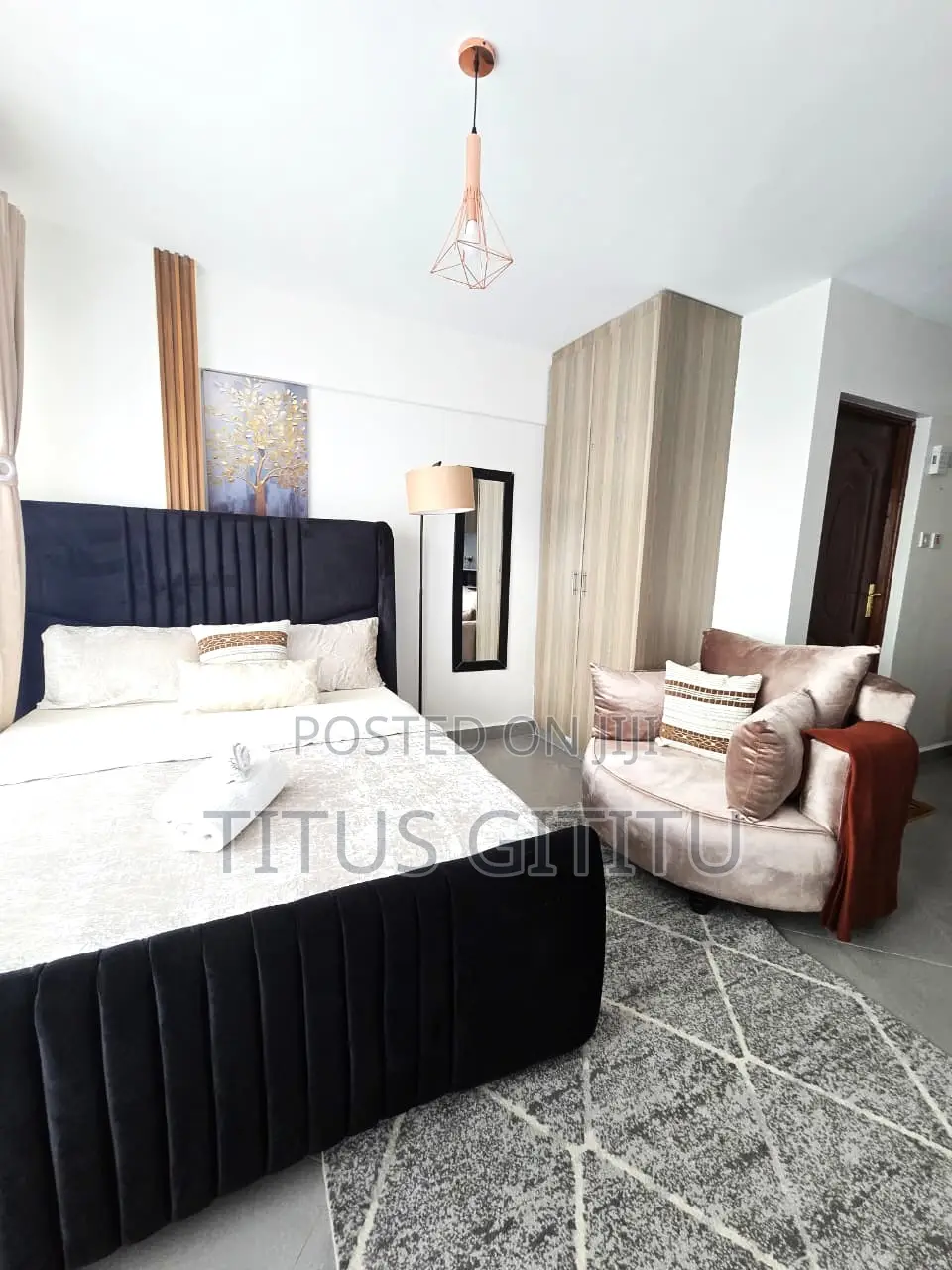 Luxury Studio Ngara | Balcony View | 5 Mins To Cbd | Parking |