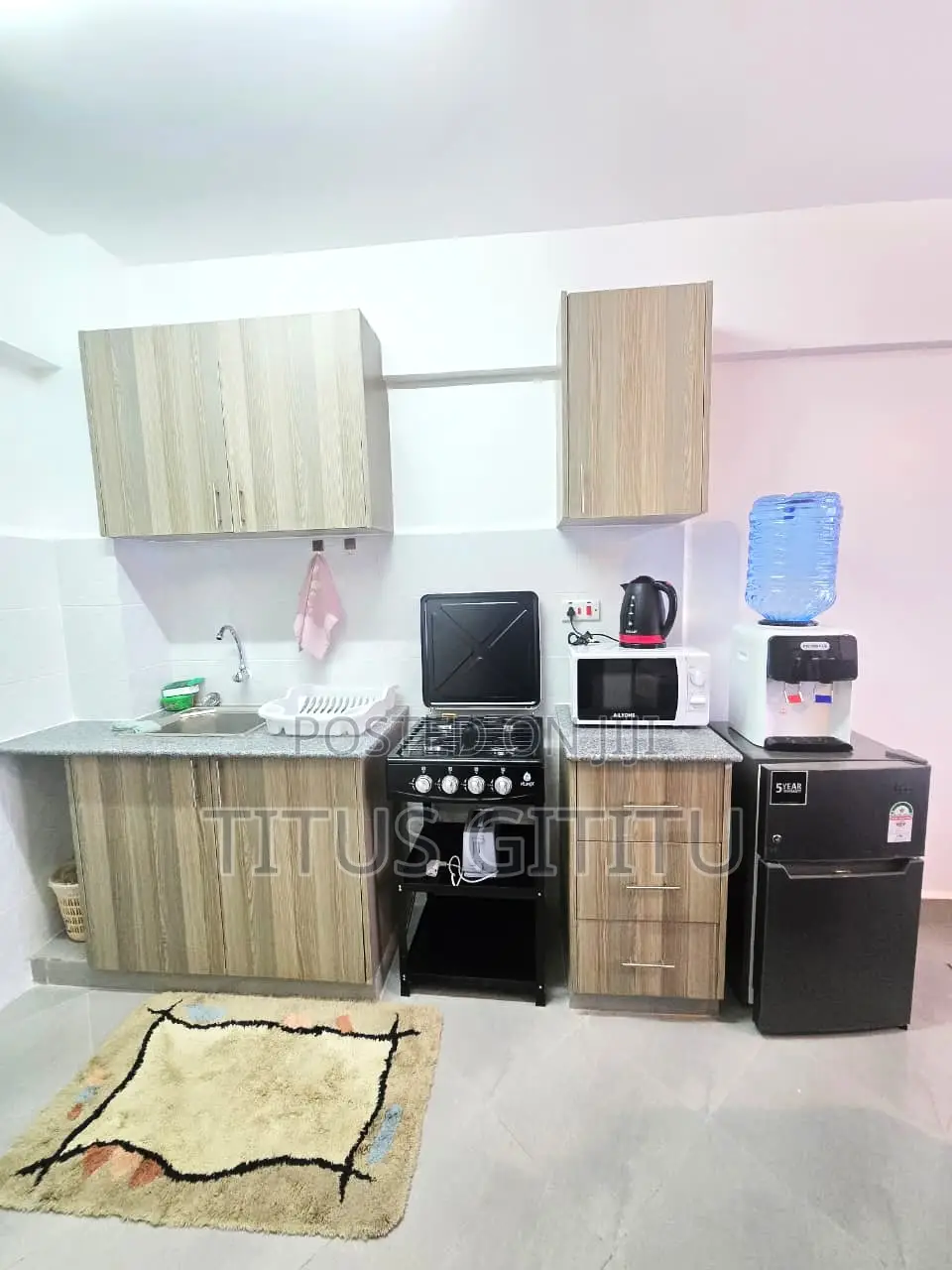 Luxury Studio Ngara | Balcony View | 5 Mins To Cbd | Parking |