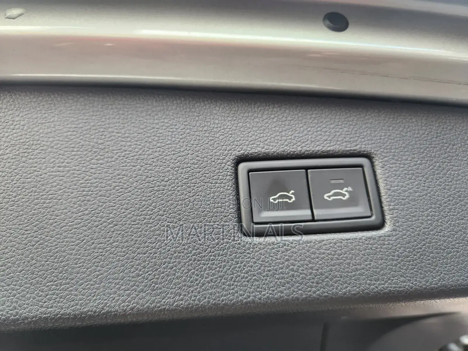 Volkswagen Tiguan 2.0T S AWD 4MOTION 2019 Beige
