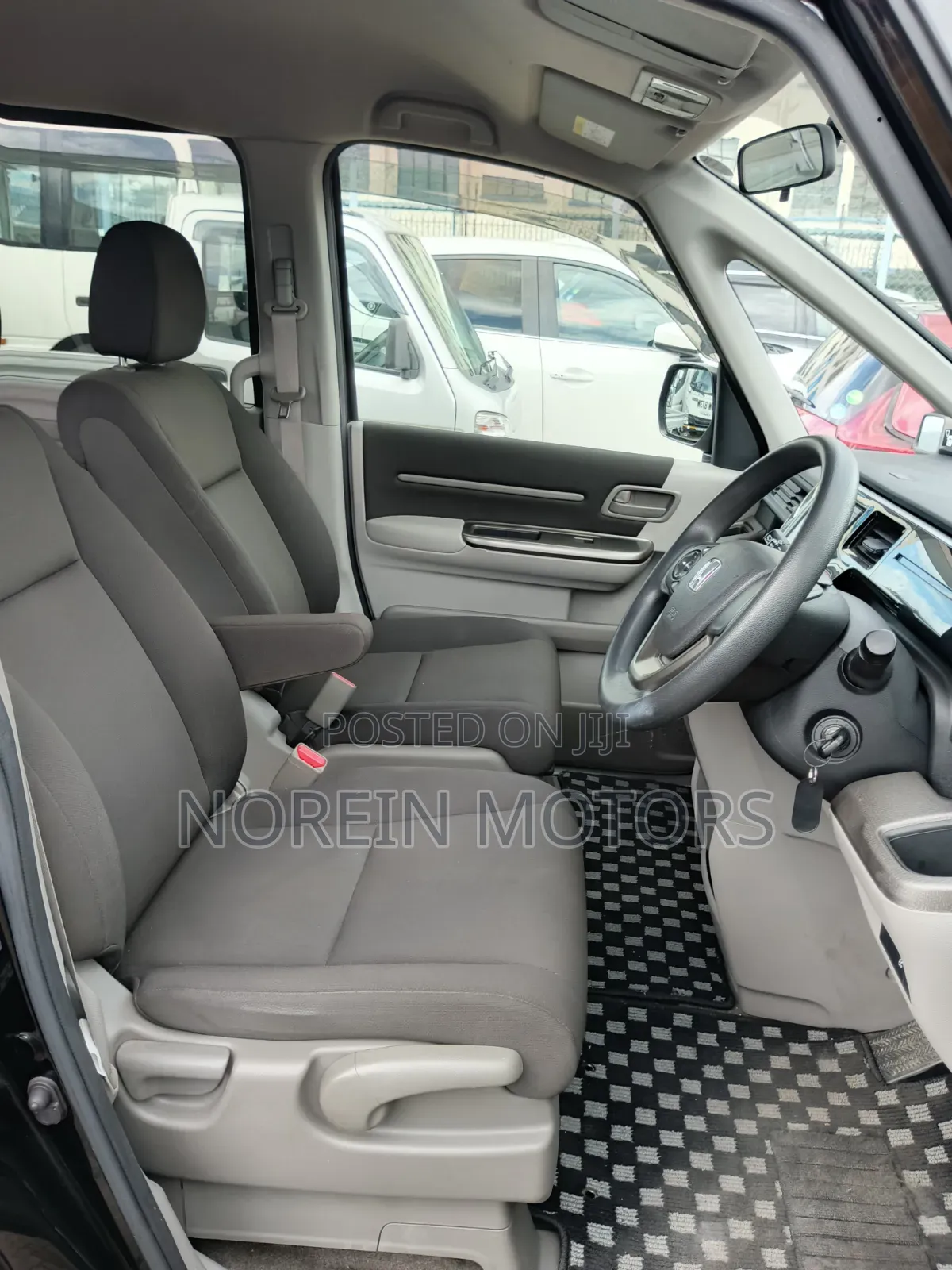 Honda Stepwgn 2018 Black