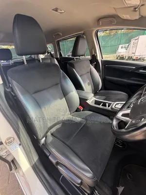 Honda Shuttle 1.5 Hybrid 2WD 2019 White