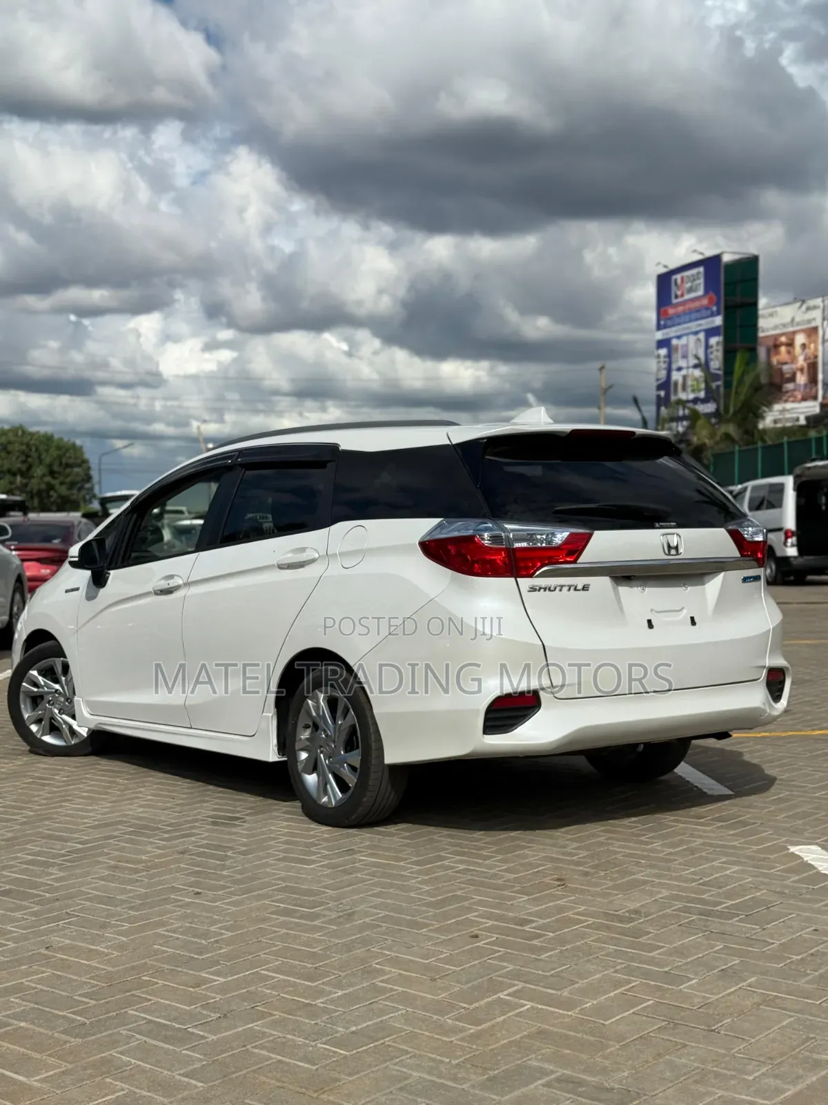 Honda Shuttle 1.5 Hybrid 2WD 2019 White