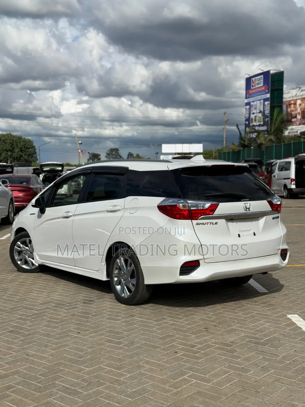 Honda Shuttle 1.5 Hybrid 2WD 2019 White