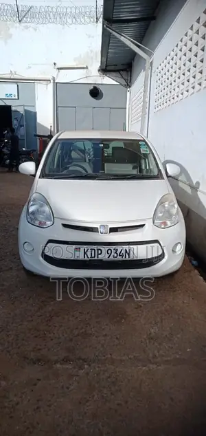 Toyota Passo 2016 White