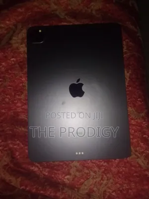 Apple iPad Pro 11 (2020) 128 GB Gray