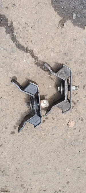 Land Cruiser Prado J95 Gearbox Mounts.