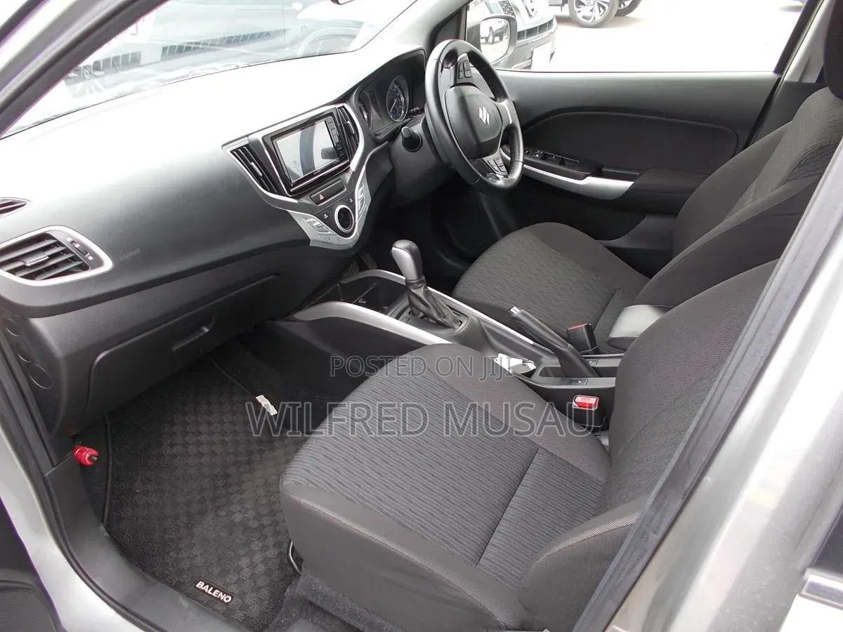 Suzuki Baleno 2019 Silver