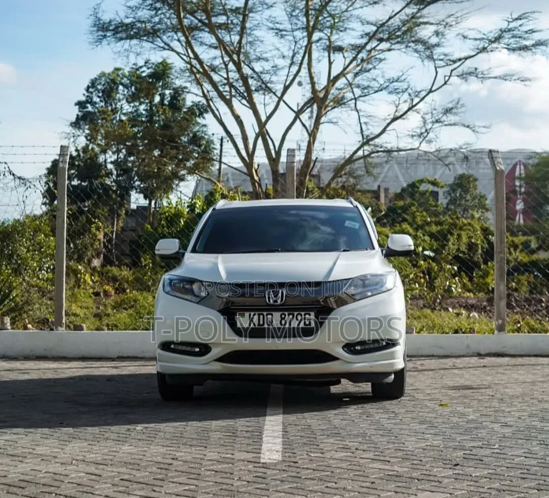 Honda Vezel 2017 White
