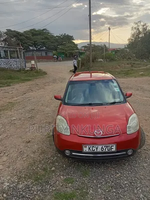 Mazda Verisa 2012 Red