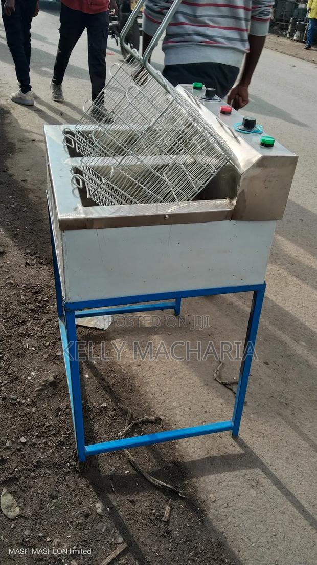 Commercial Electric Chips Double Chips Fryers - thumbnail 2