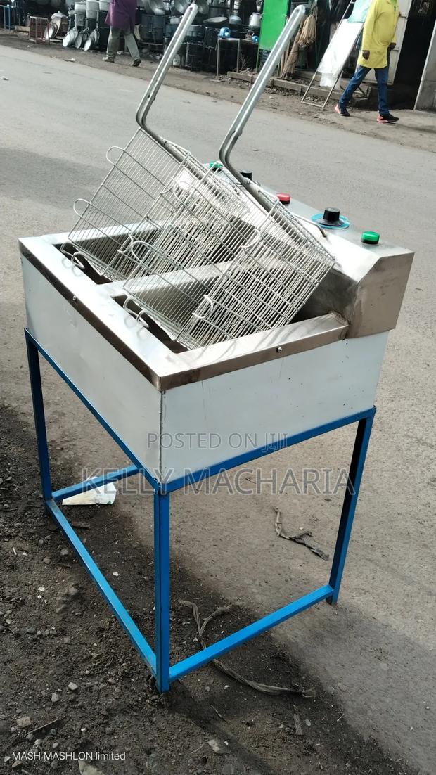 Commercial Electric Chips Double Chips Fryers - thumbnail 3
