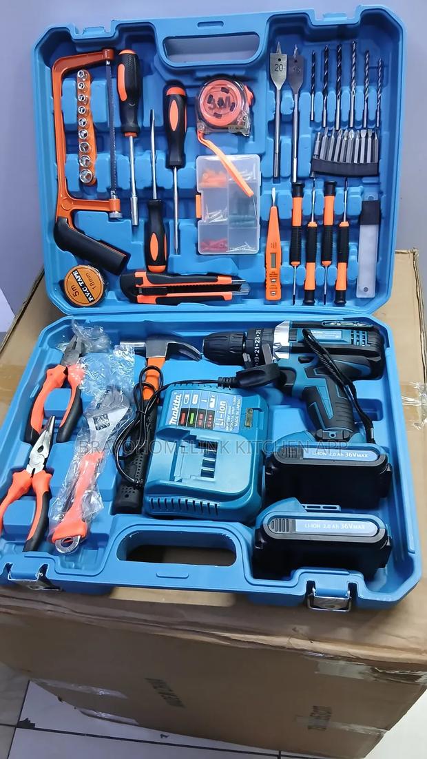 Makita Cordless Drill Set