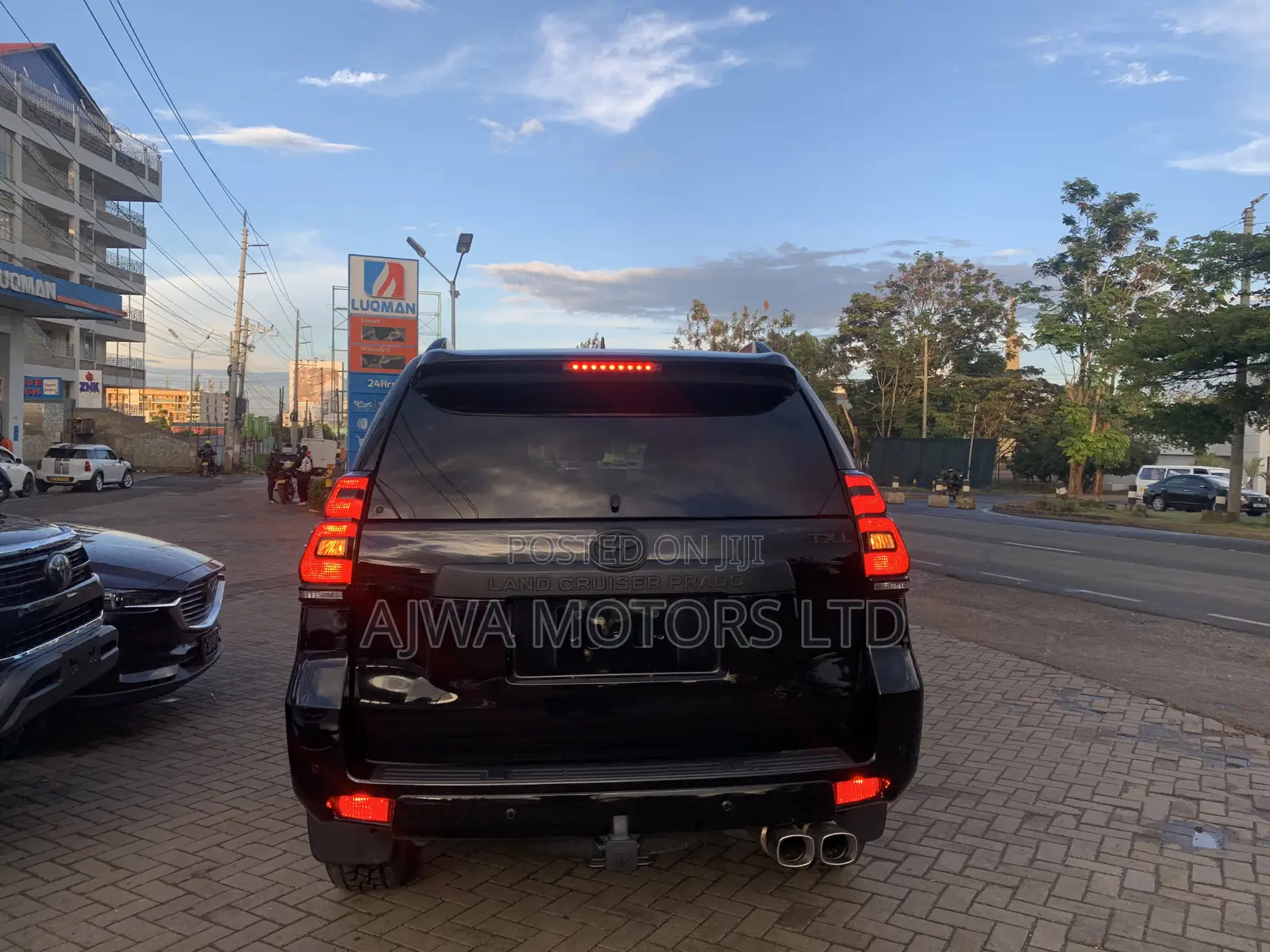 Toyota Land Cruiser Prado 2.8 2023 Black