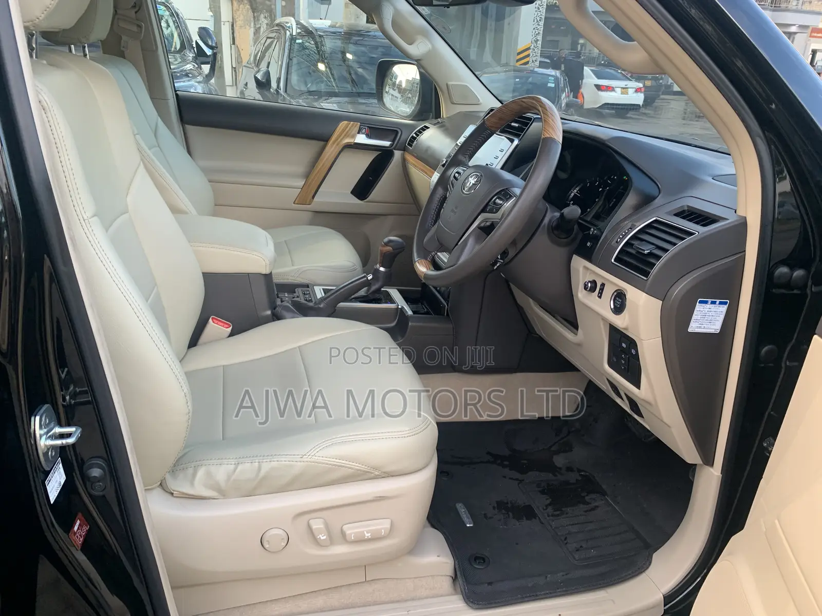Toyota Land Cruiser Prado 2.8 2023 Black