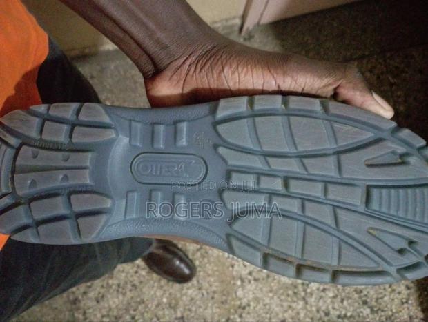 Safety Boots - thumbnail 3