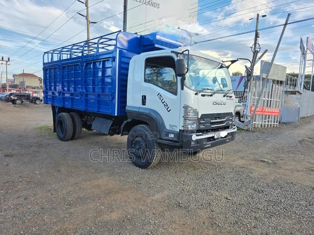 2022 Isuzu FVR 90 - thumbnail 7