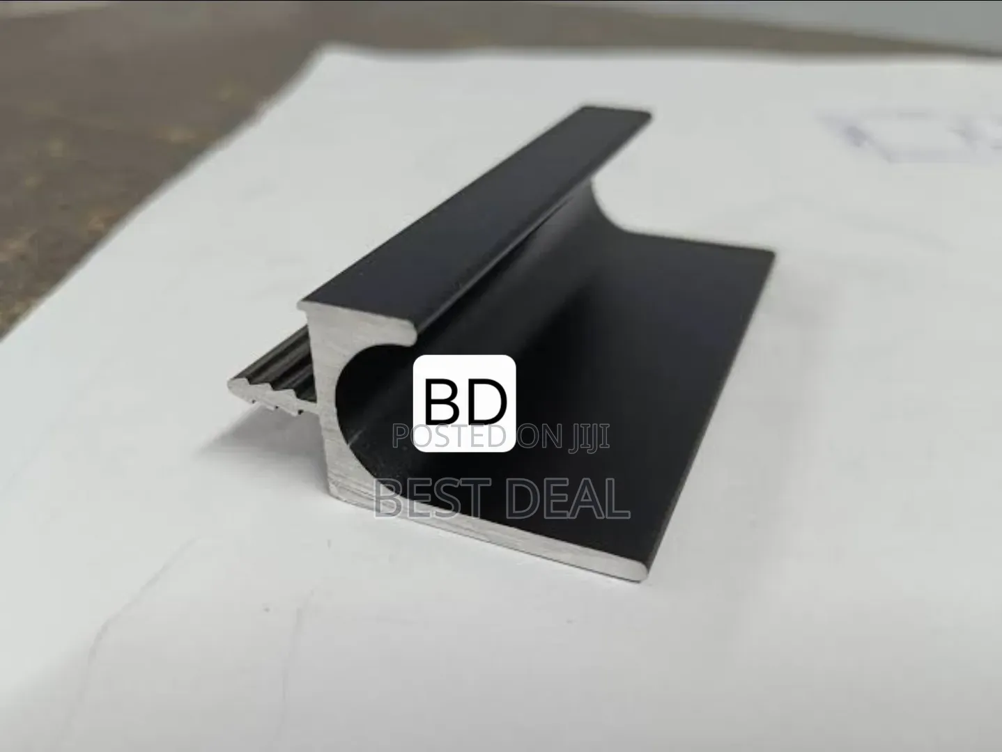 J Gola Handle Profile