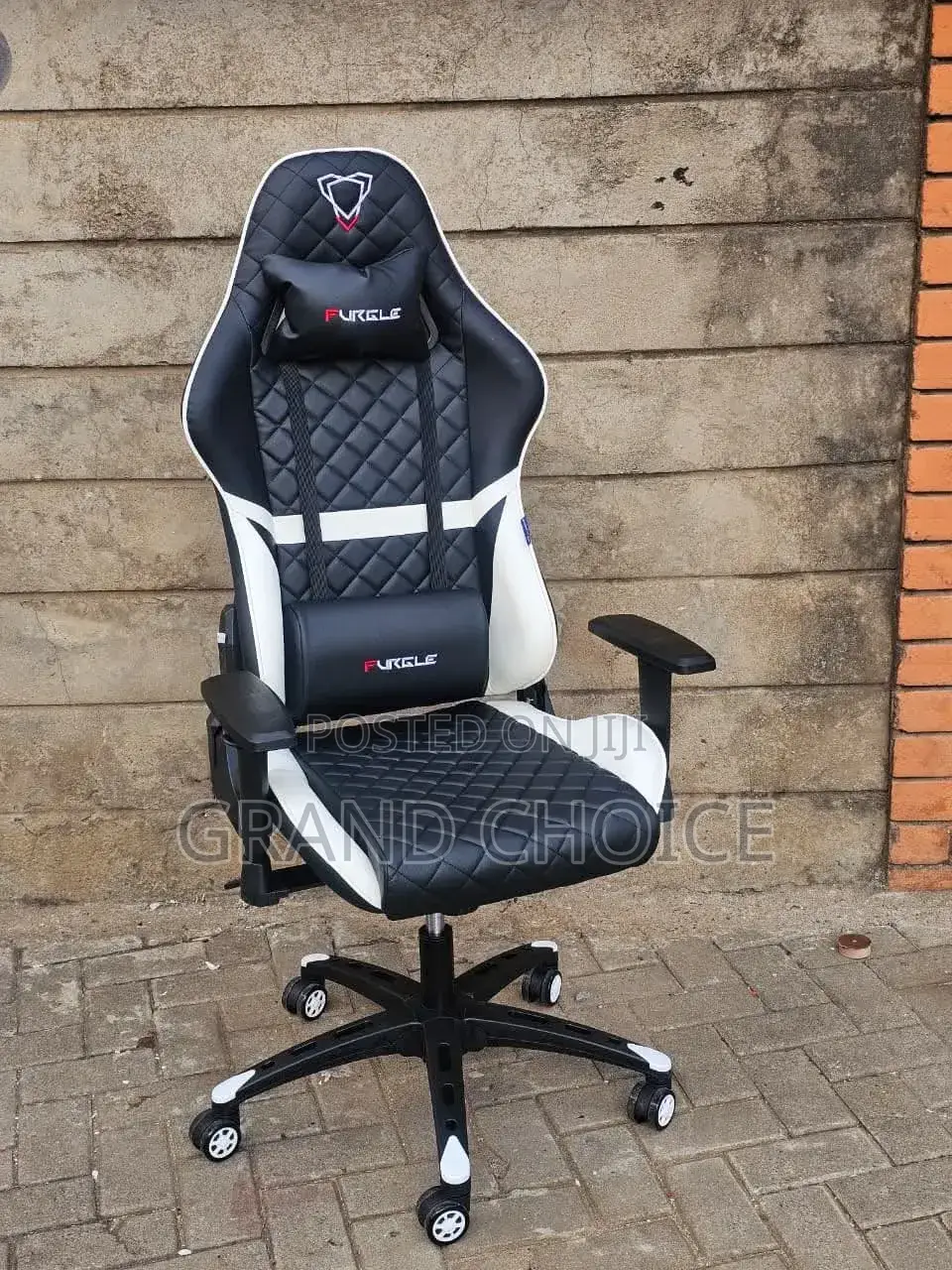 Black White Gaming