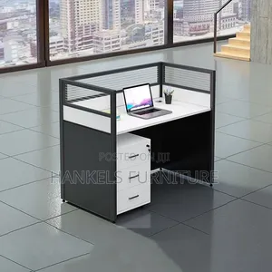 1-Way Office Workstation With Spacious Design