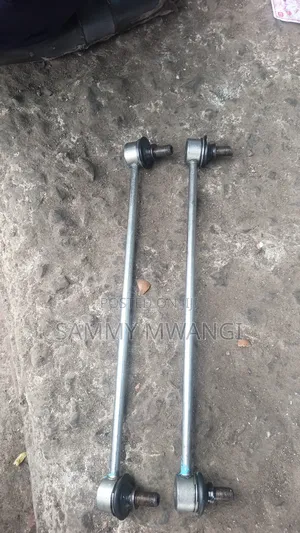 Toyota Vitz Front Links