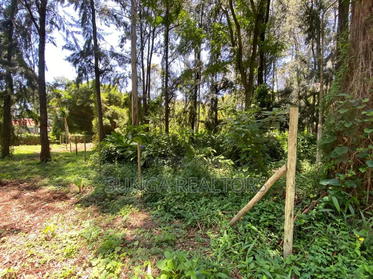 Plot for Sale in Lakeview Estate
