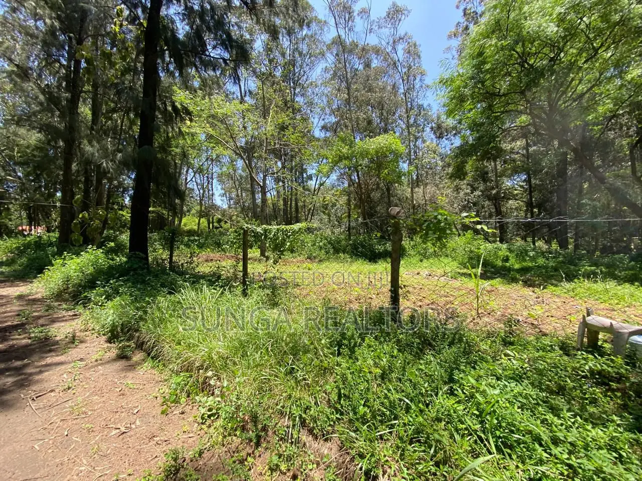 Plot for Sale in Lakeview Estate