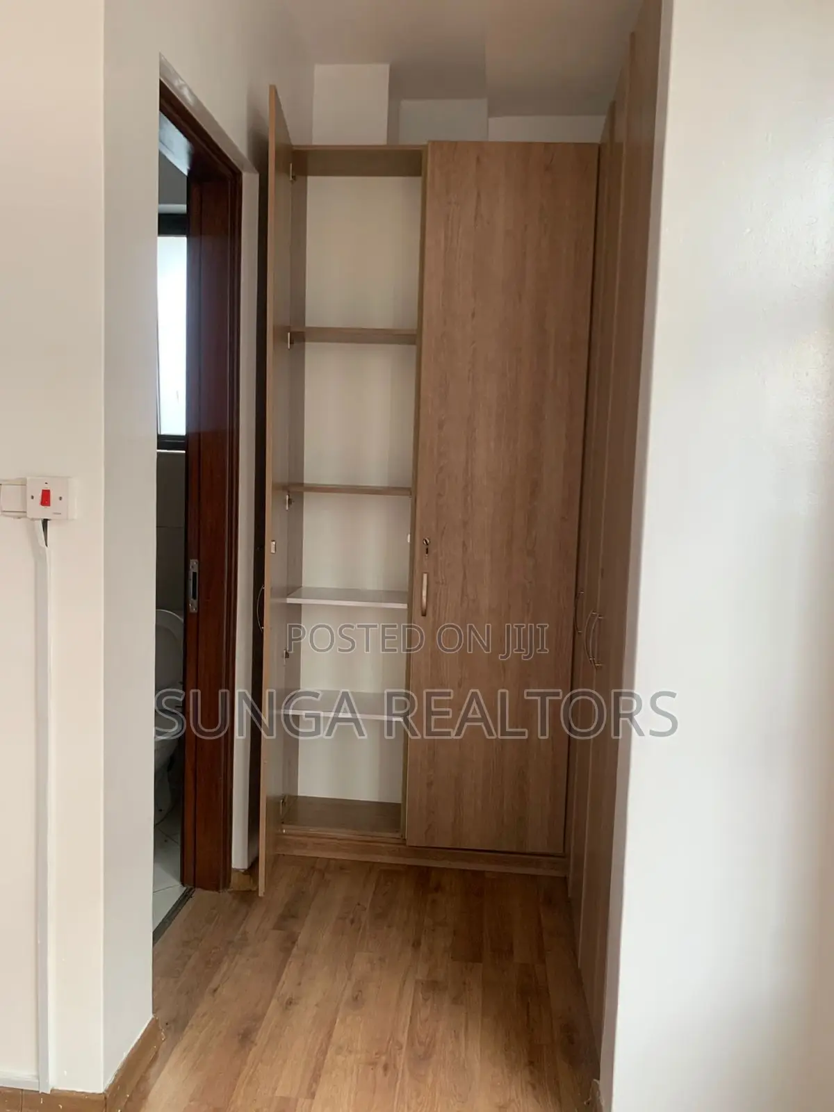 3bdrm Apartment in Mpaka Rd., Raphta Road Area for rent