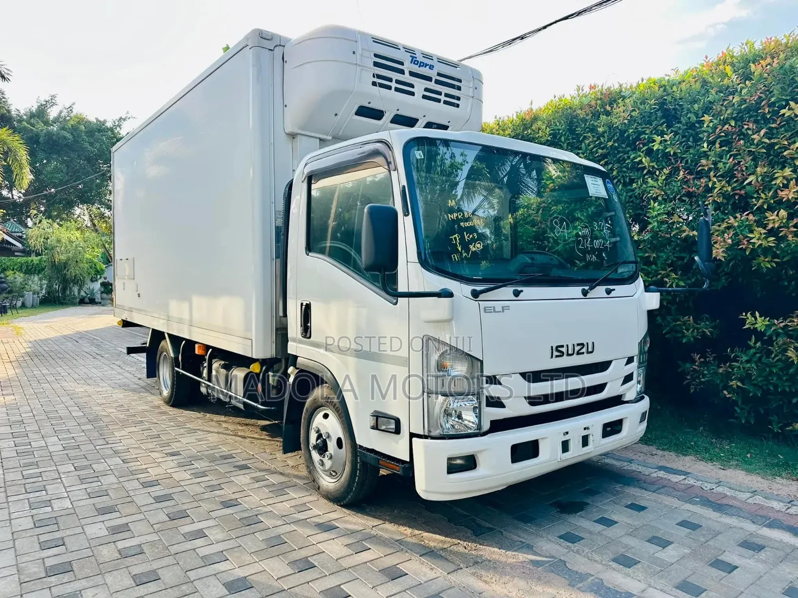 Isuzu NPR Freezer Body