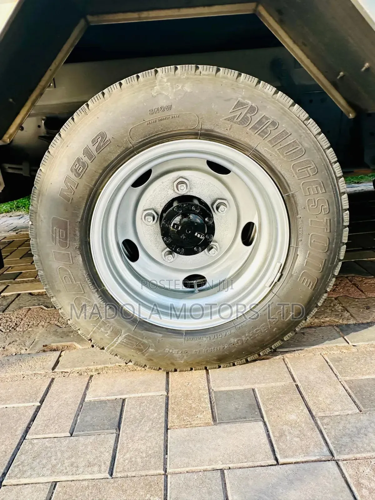 Isuzu NPR Freezer Body