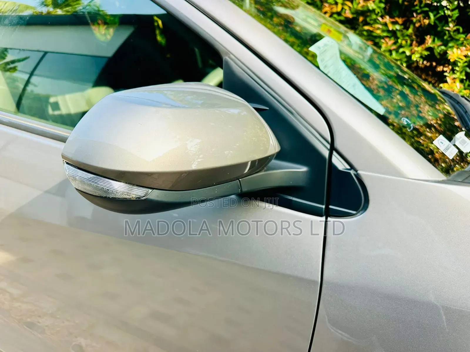 Toyota Yaris L Hatchback 5dr 2018 Gray