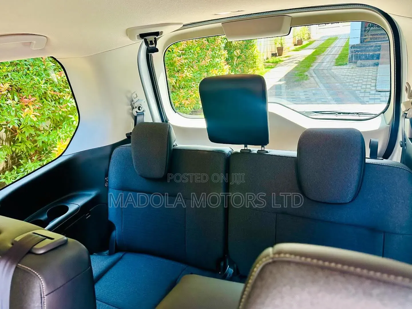 Nissan Serena 2019 White