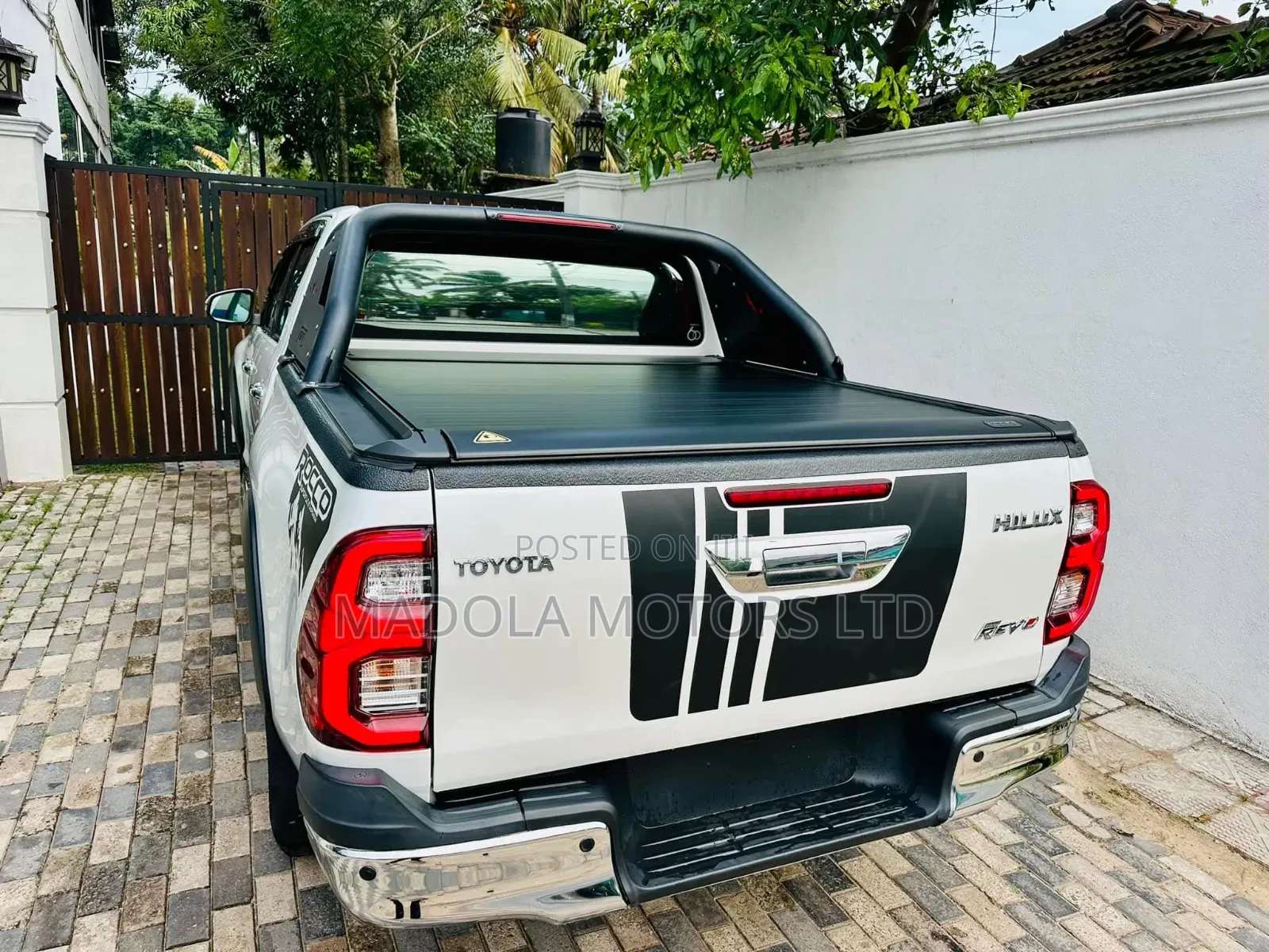 Toyota Hilux Revo Double Cab Deisel 2.8 RWD 2022 White