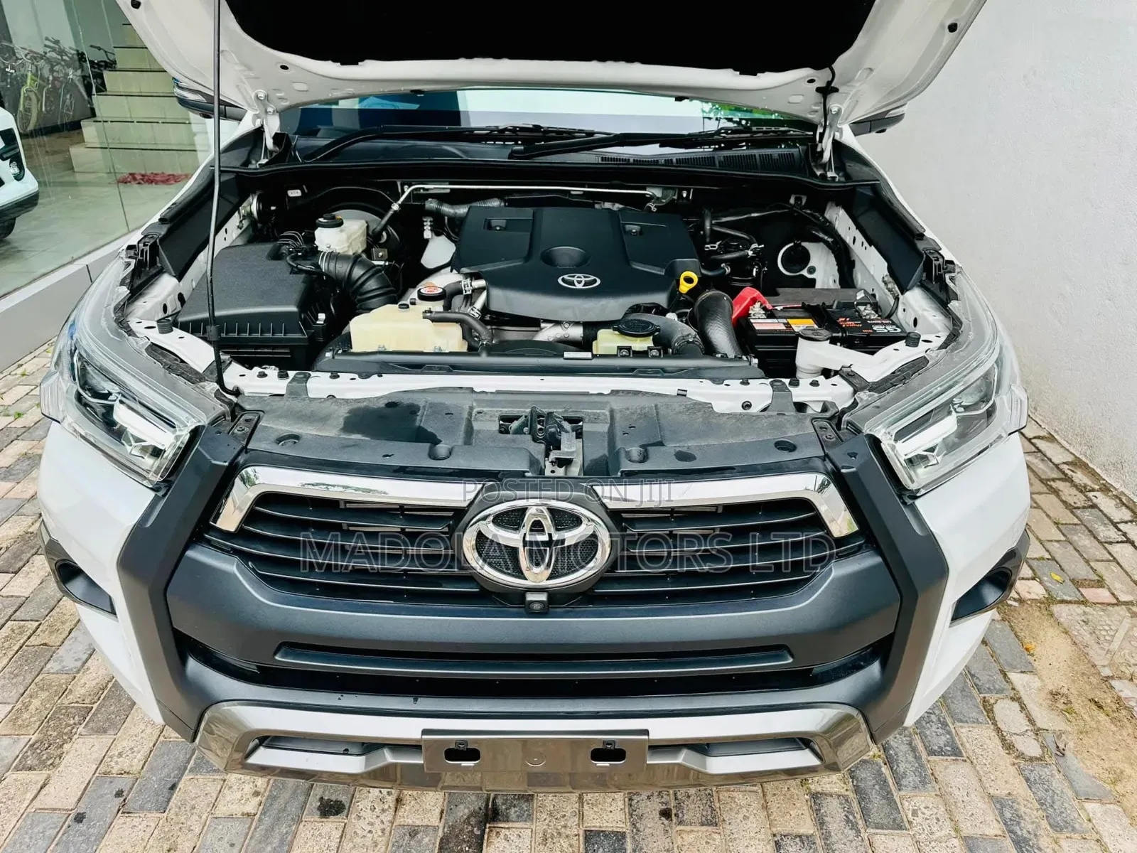 Toyota Hilux Revo Double Cab Deisel 2.8 RWD 2022 White