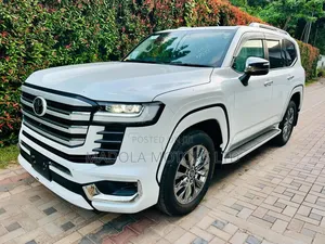 Toyota Land Cruiser 3.3 Diesel 4WD 2021 White