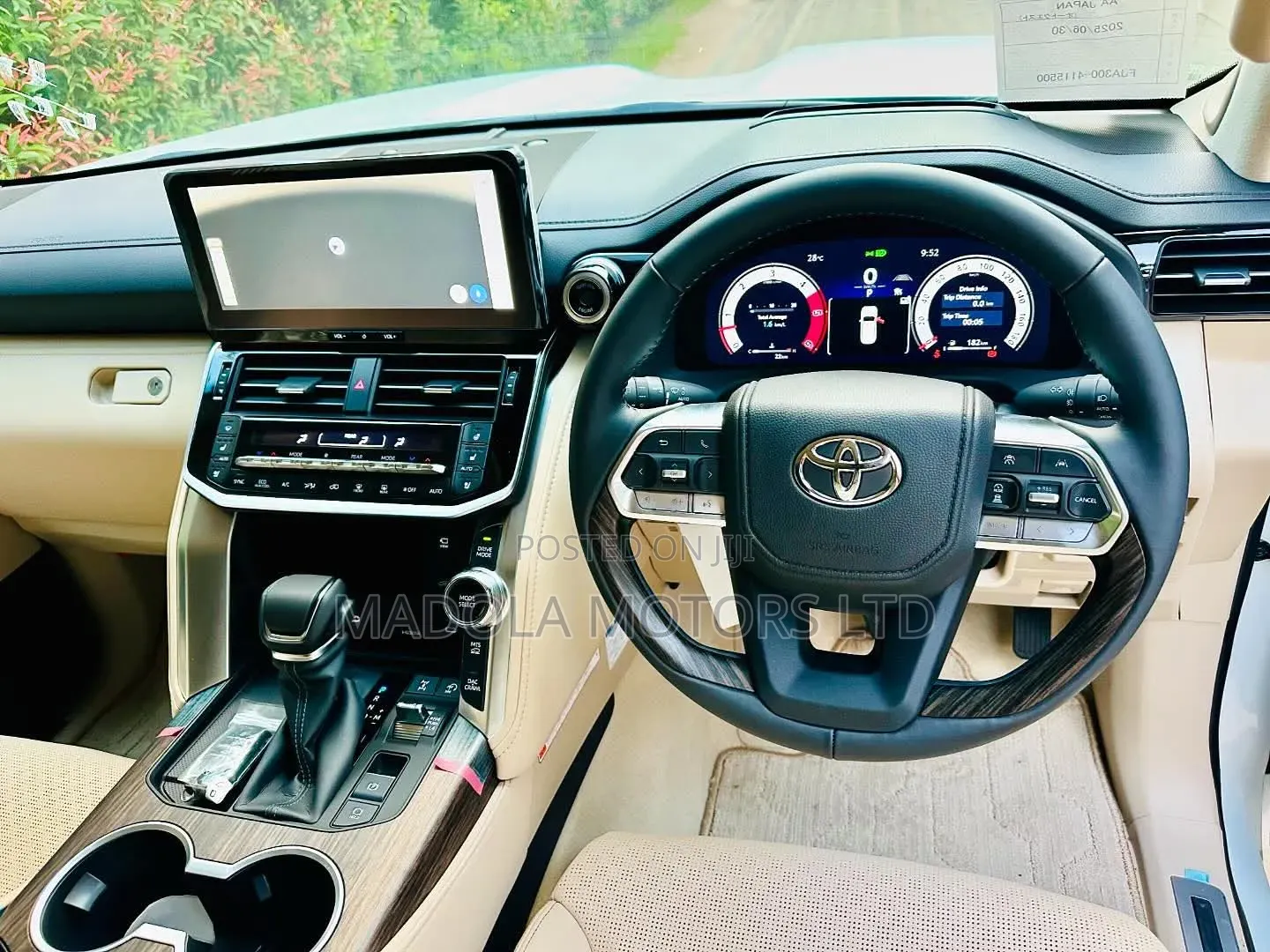 Toyota Land Cruiser 3.3 Diesel 4WD 2021 White