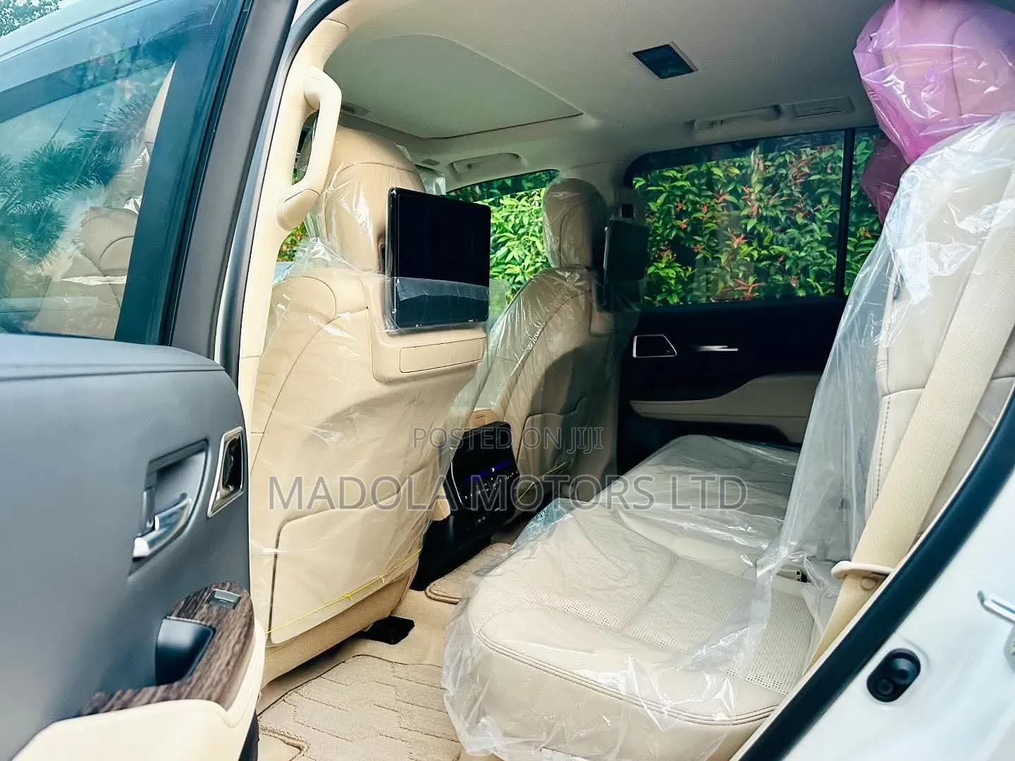 Toyota Land Cruiser 3.3 Diesel 4WD 2021 White