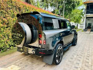 Land Rover Defender 110 HSE 4x4 2020 Black