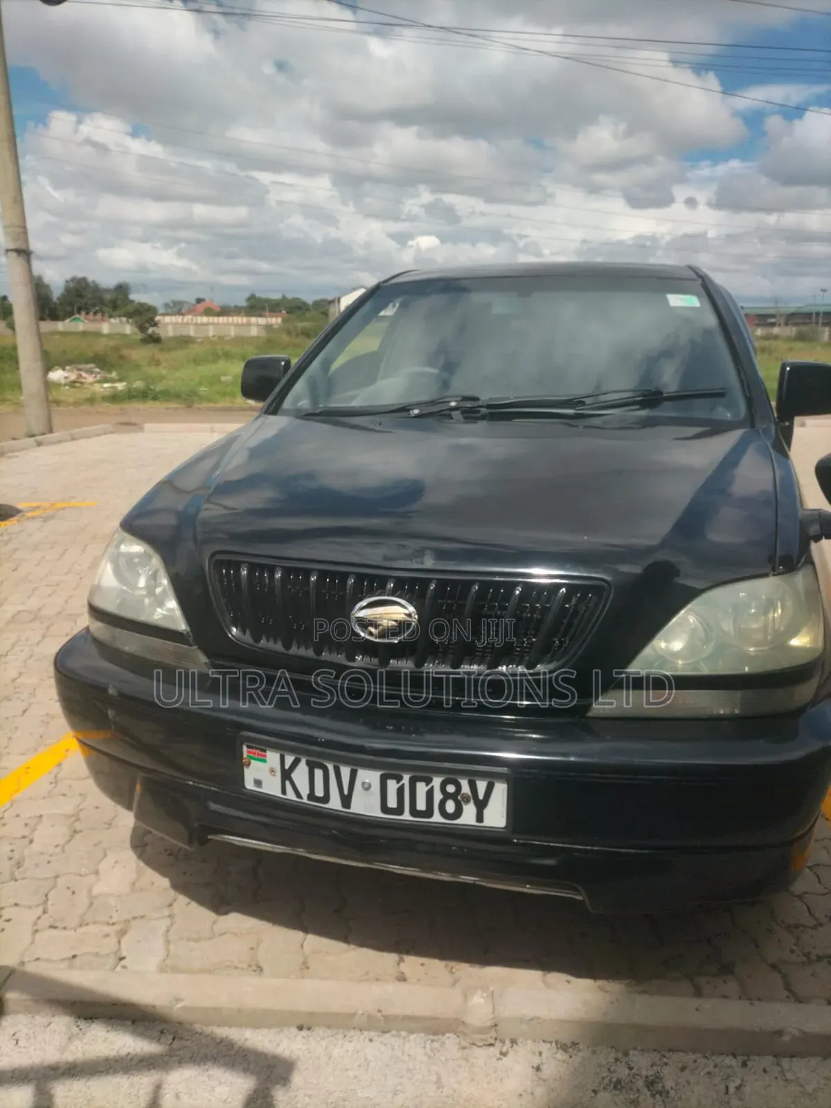 Toyota Harrier 2000 Black